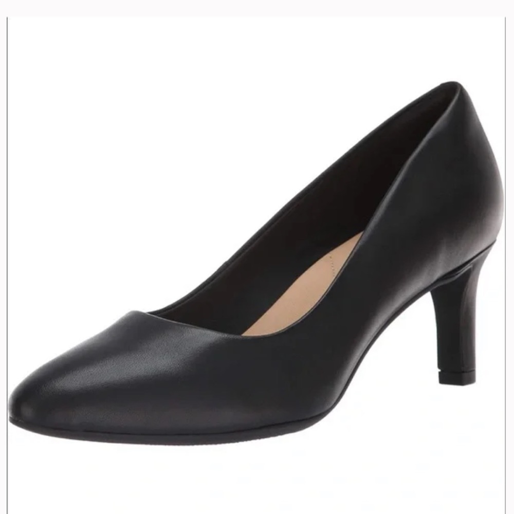 NEW Clark’s Calla Rose Pump